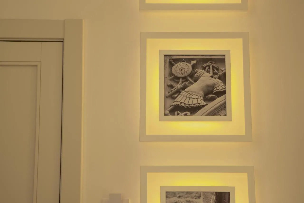 Palazzo Lecce - Epoca Collection Bed & Breakfast 2*,  Italy